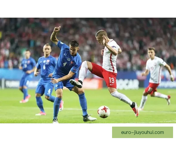 埃塞尔在奥格斯堡中场的出色拦截表现助力球队防守稳固