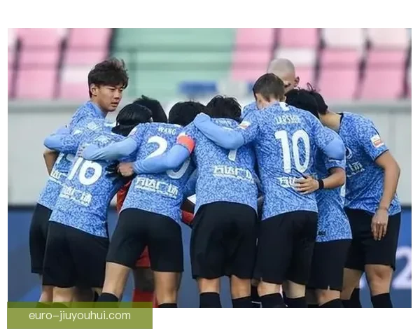 大连人足球俱乐部因未通过准入条件正式宣布解散 或将影响中国足球发展格局